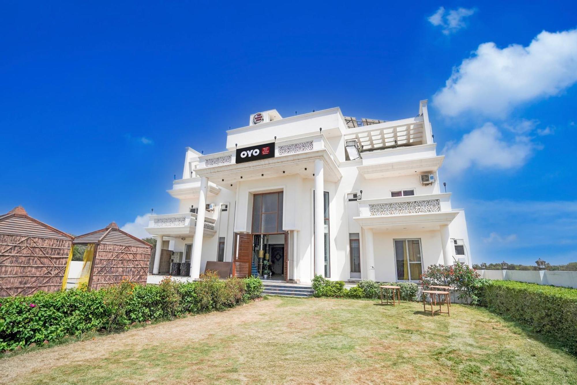 Hotel O The Grand Farm
